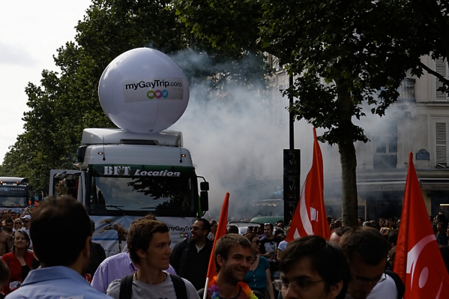 Gay pride Paris JUN13-236